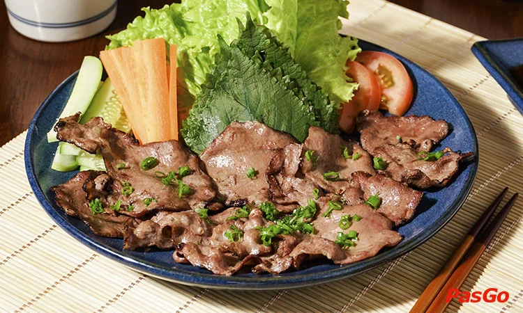 nha-hang-sushi-102-thach-thi-7