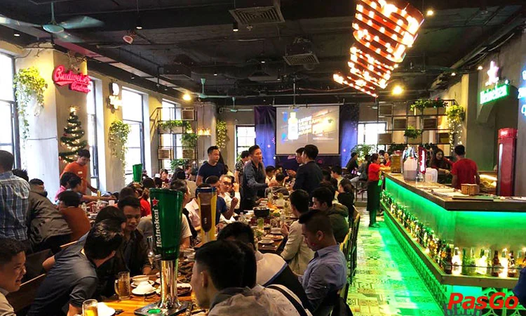 nha-hang-t-beer-club-cau-giay-slide-1