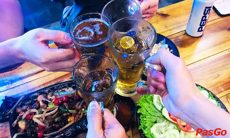 nha-hang-t-beer-club-cau-giay-slide-12