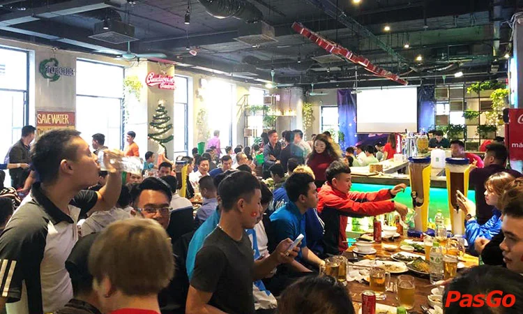 nha-hang-t-beer-club-cau-giay-slide-3