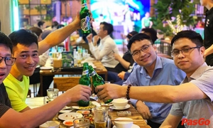 nha-hang-t-beer-club-cau-giay-slide-4
