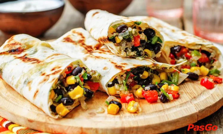 nha-hang-taco-zone-dai-co-viet-3
