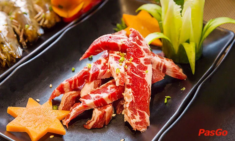 nha-hang-taka-bbq-nguyen-gia-tri-quan-binh-thanh-3