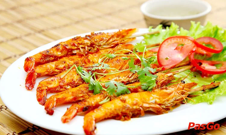 nha-hang-tan-ga-cua-nguyen-thi-dinh-slide-7