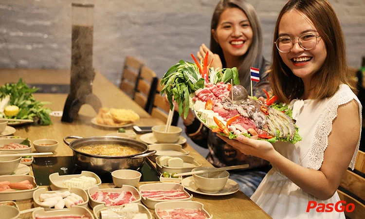 nha-hang-thai-deli-qq8827-lau-thai-hai-san-quan-hoa-8