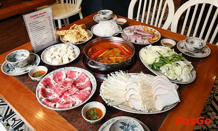 nha-hang-thai-food-phan-dinh-phung-slide-1