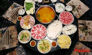 nha-hang-thai-food-ton-that-thiep-slide-1