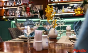 nha-hang-tomato-dining-restaurant-2