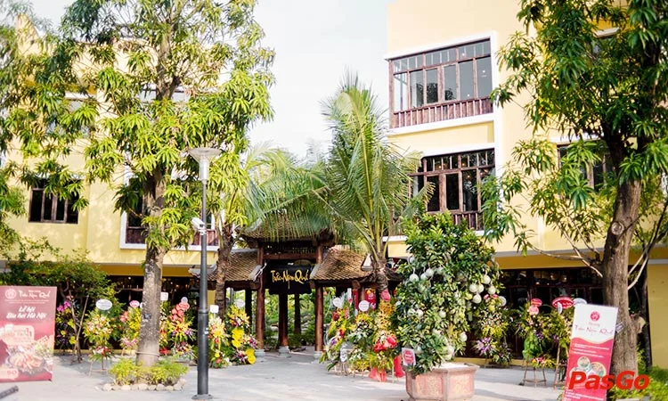 nha-hang-trau-ngon-qua-ecopark-9