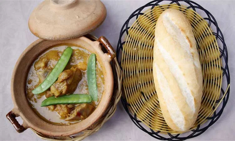 nha-hang-tu-tri-binh-quoi-4