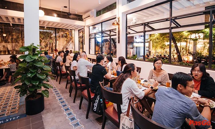 nha-hang-tuk-tuk-thai-bistro-ngo-thoi-nhiem-12