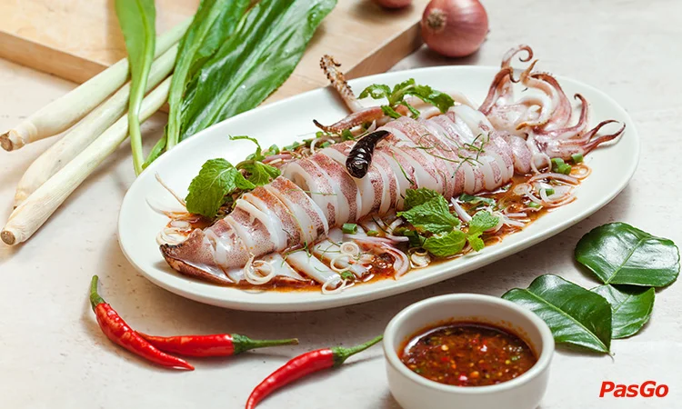 nha-hang-tuk-tuk-thai-bistro-ngo-thoi-nhiem-3