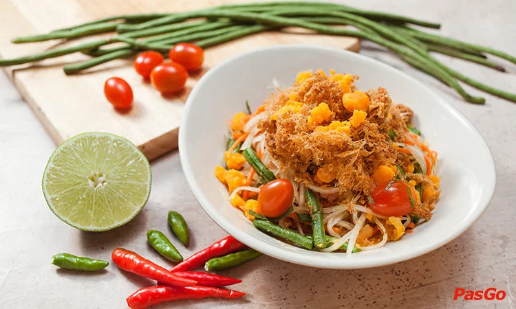 nha-hang-tuktuk-thai-bistro-trieu-viet-vuong-1