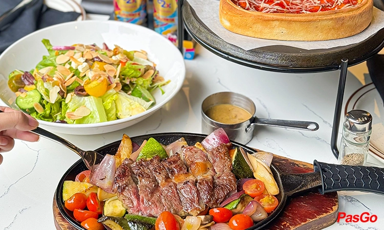 nha-hang-union-pizza-hoang-dao-thuy-7