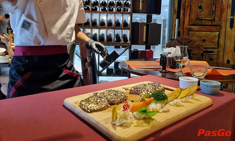 qqq88 VanHoangGroup L'amour Steak Triệu Việt Vương 10