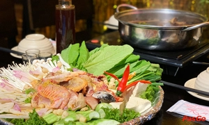 nha-hang-vi-viet-huynh-thuc-khang-1