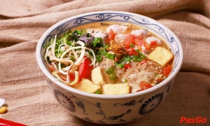 nha-hang-viet-street-royal-city-1