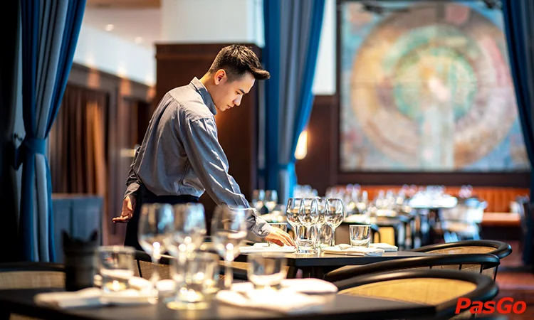 nha-hang-voyage-hotel-du-parc-hanoi-tran-nhan-tong-12