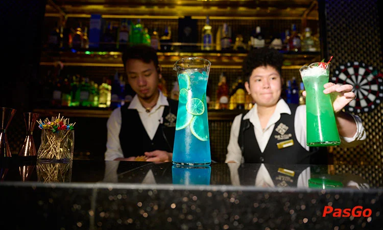 qqq88 X Club & Lounge Trần Bình không gian náo nhiệt sau giờ làm 3
