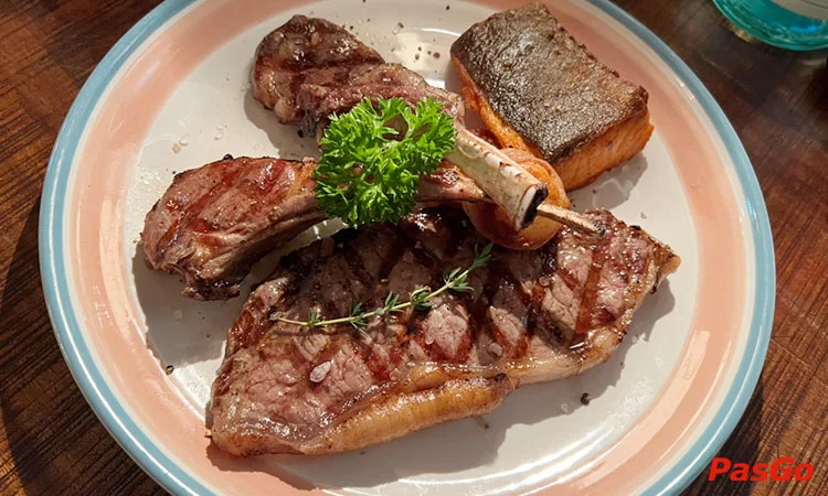 nha-hang-nossa-steakhouse-pham-hong-thai-1