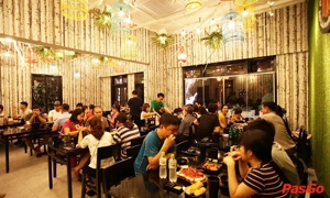phui-quan-phan-boi-chau-quan-nhau-cua-gioi-tre-3