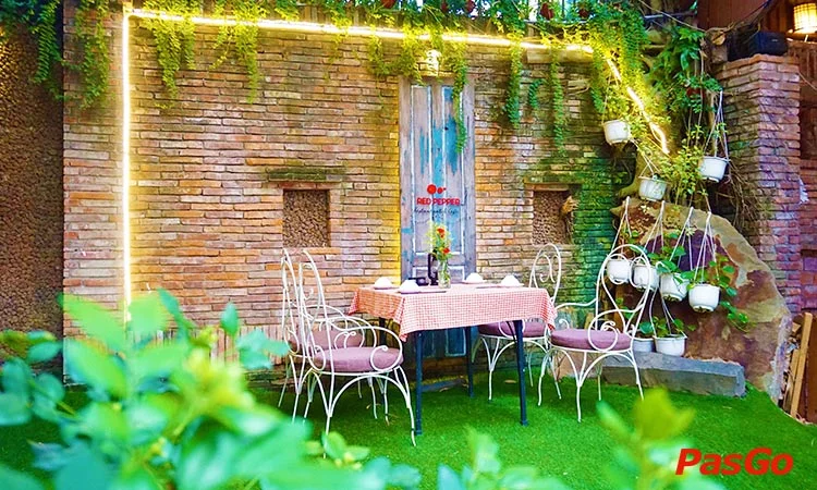red-pepper-restaurant-nguyen-tri-phuong-slide-9