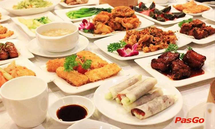 royal-garden-hung-vuong-plaza-1