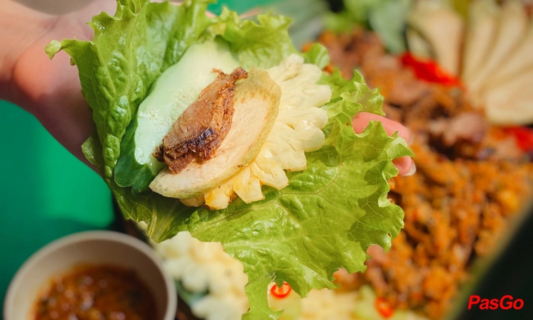 Hẻm quán Hoàng Cầu 5