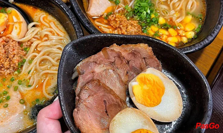 slide-mugi-ramen-izakaya-my-dinh-2
