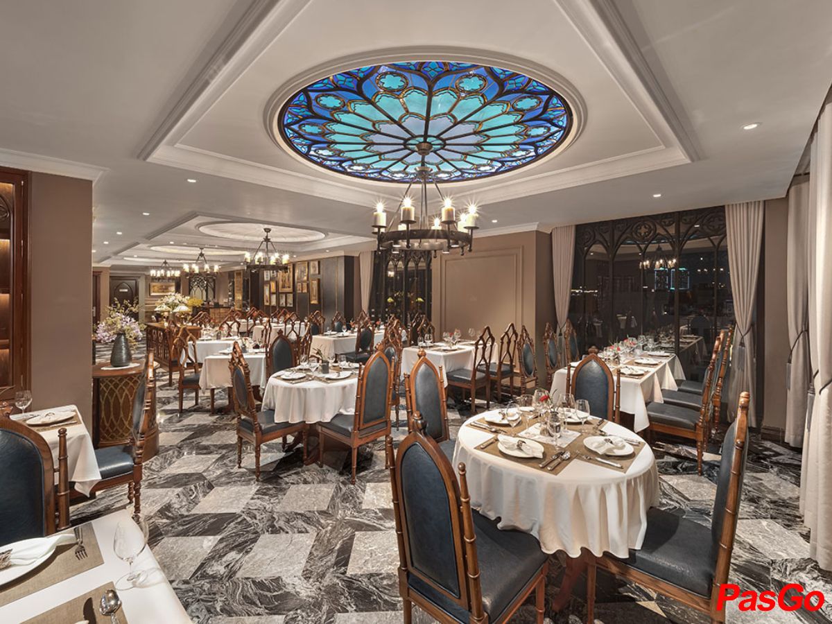 slide mun dining 22