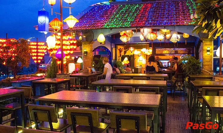 the-view-rooftop-bar-bui-vien-slide-9