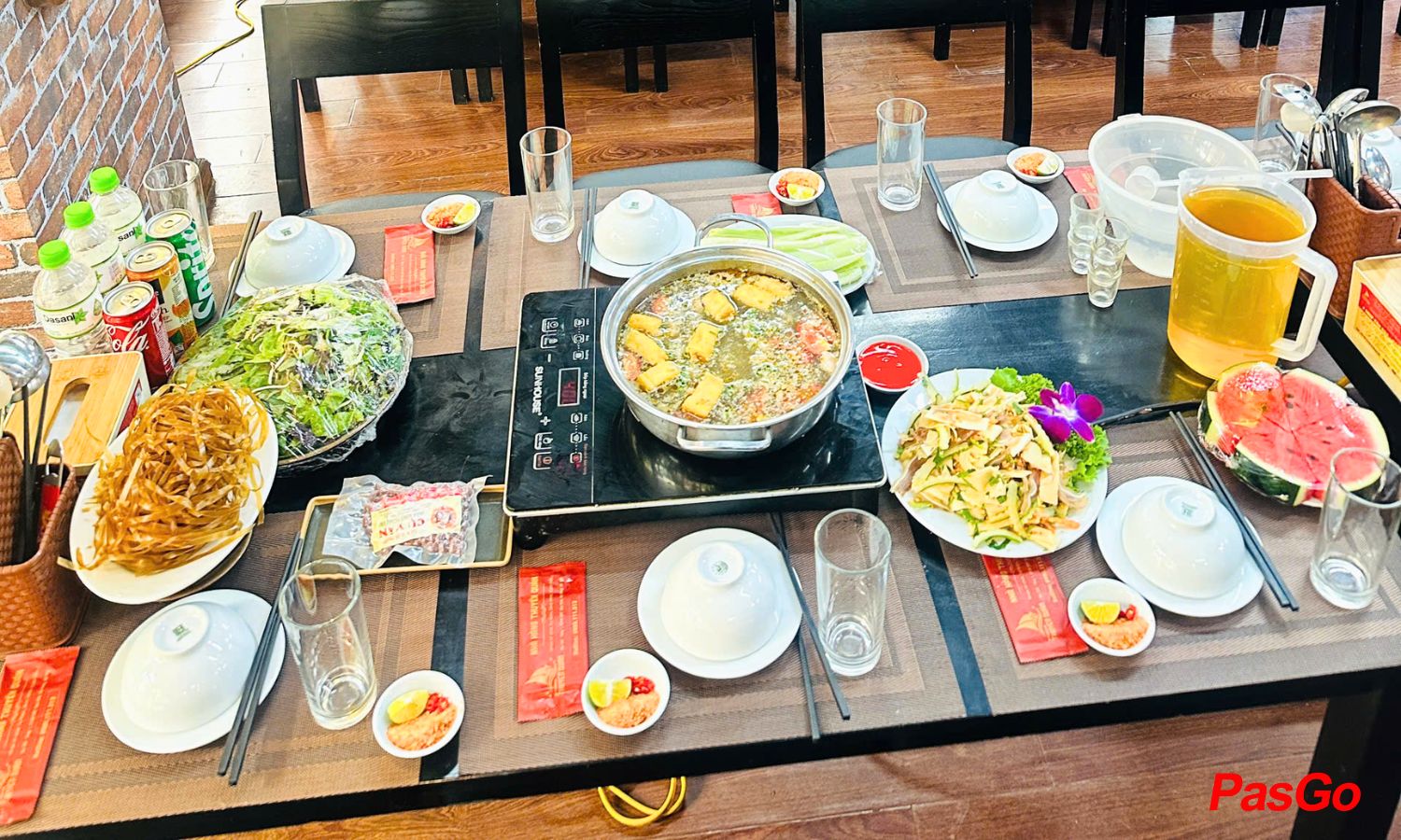 thuyền quán 2