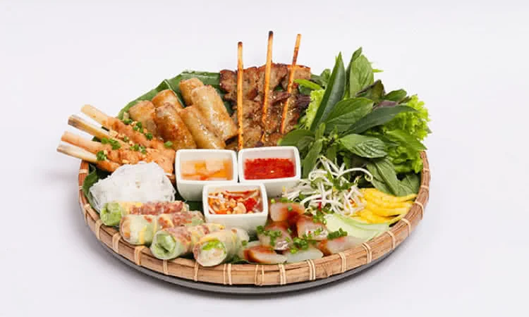 wrap-and-roll-vincom-nguyen-chi-thanh-1