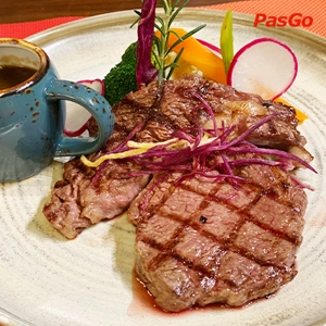 qqq88 VanHoangGroup L'amour  Steak Triệu Việt Vương