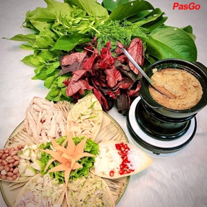 Quán Họ Hứa Tố Hữu