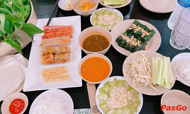 Đặt Bàn qq8822 Giữ Chỗ Miễn Phí - Hoàng Ty - Trần Não4