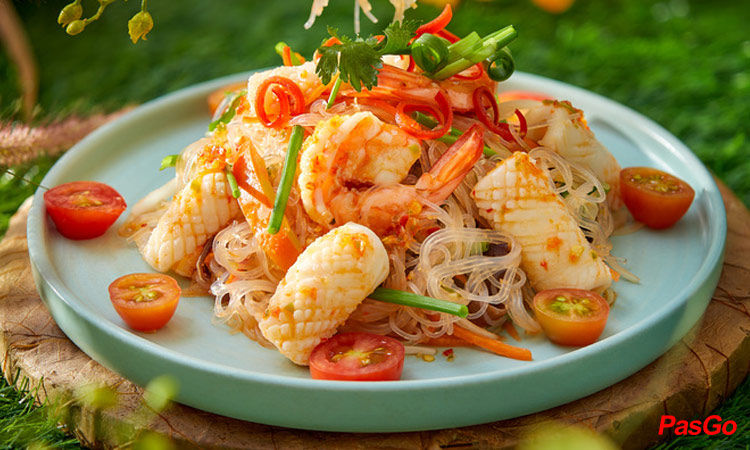 Giảm 15% hóa đơn cho bàn từ 11 người lớn