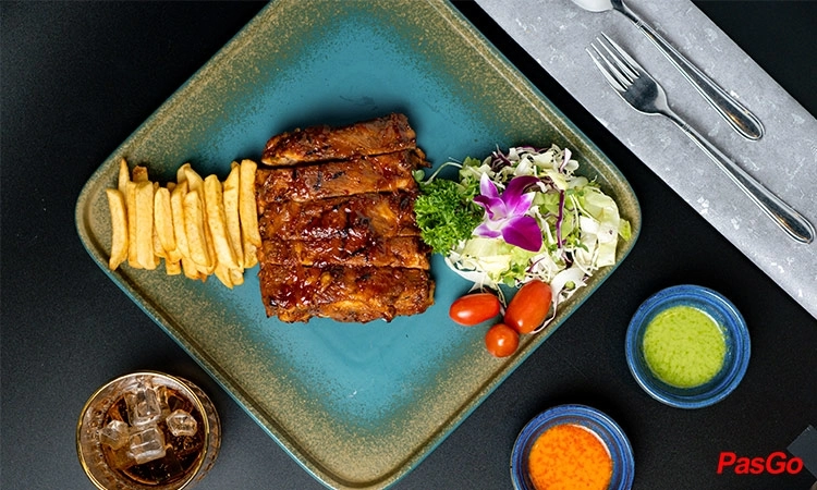 Đặt Bàn Miễn Phí Qua qq8822, The Chill - Trần Hưng Đạo2