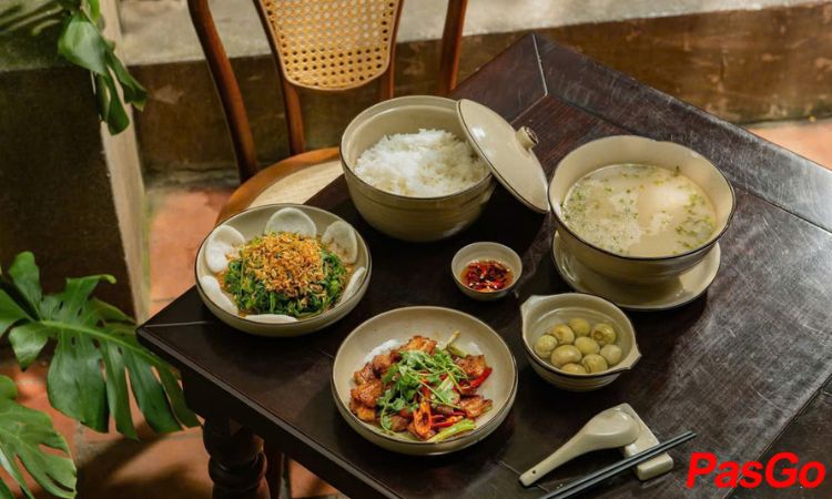 Set Cơm Gia Đình - Dành Cho 2-4 Người8