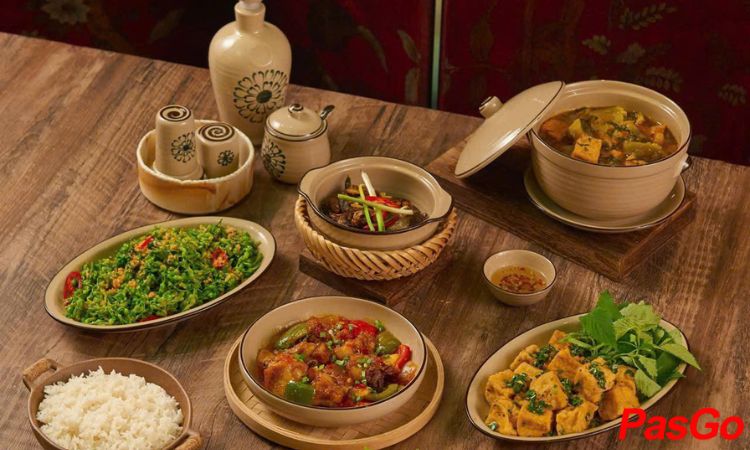 Set Cơm Gia Đình - Dành Cho 2-4 Người5