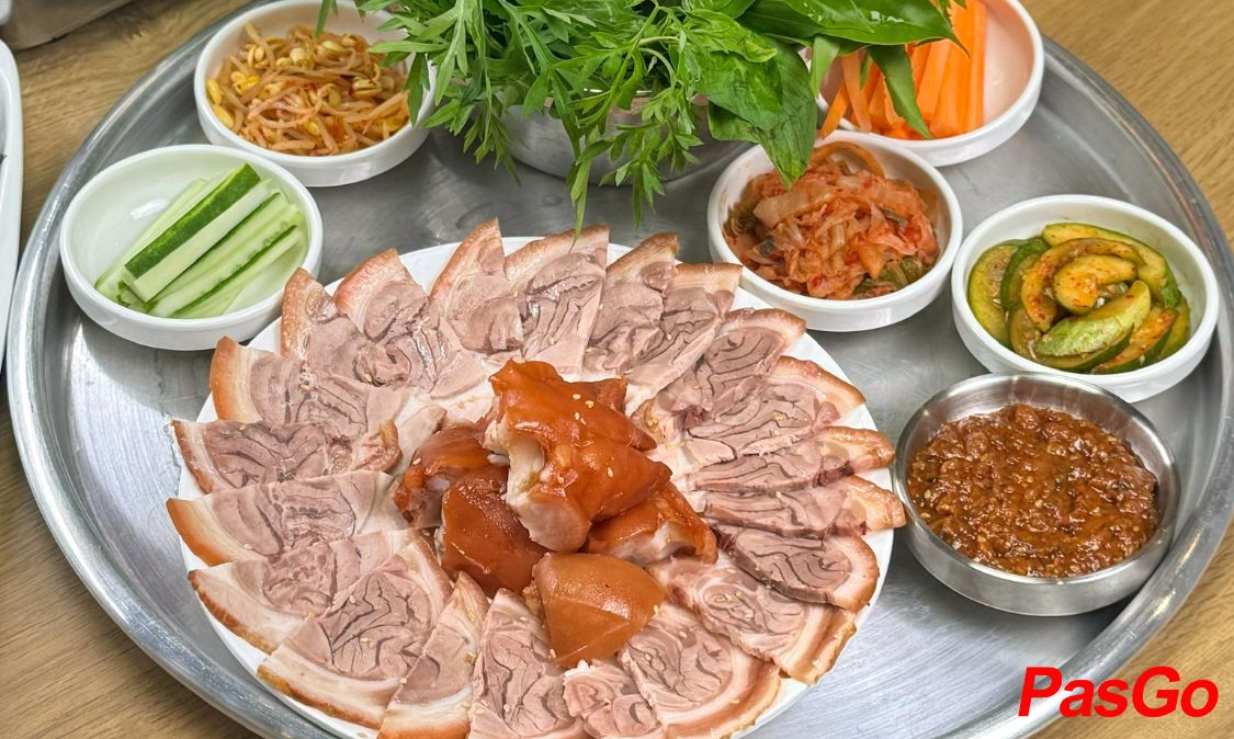 Giảm 10% menu qq8839 cho nhóm 2 người lớn2